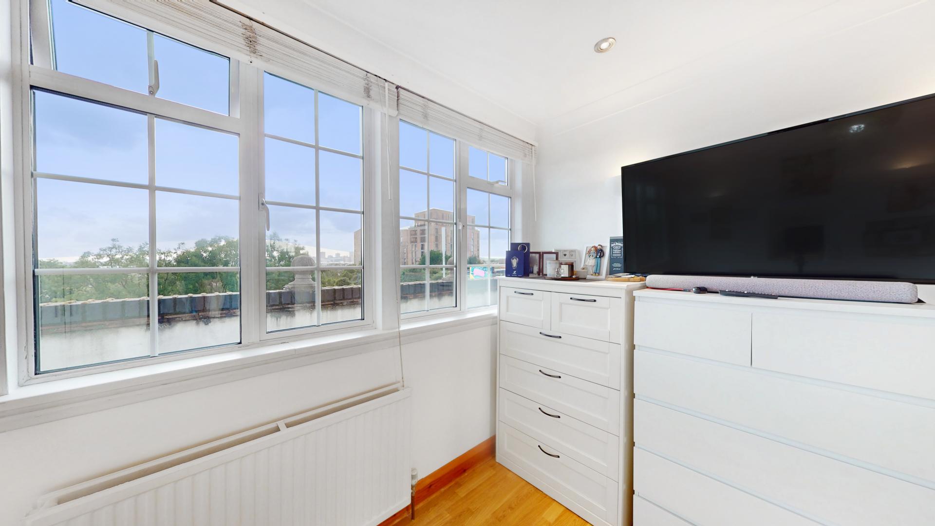 Modern Studio Burnley Road, Dollis Hill